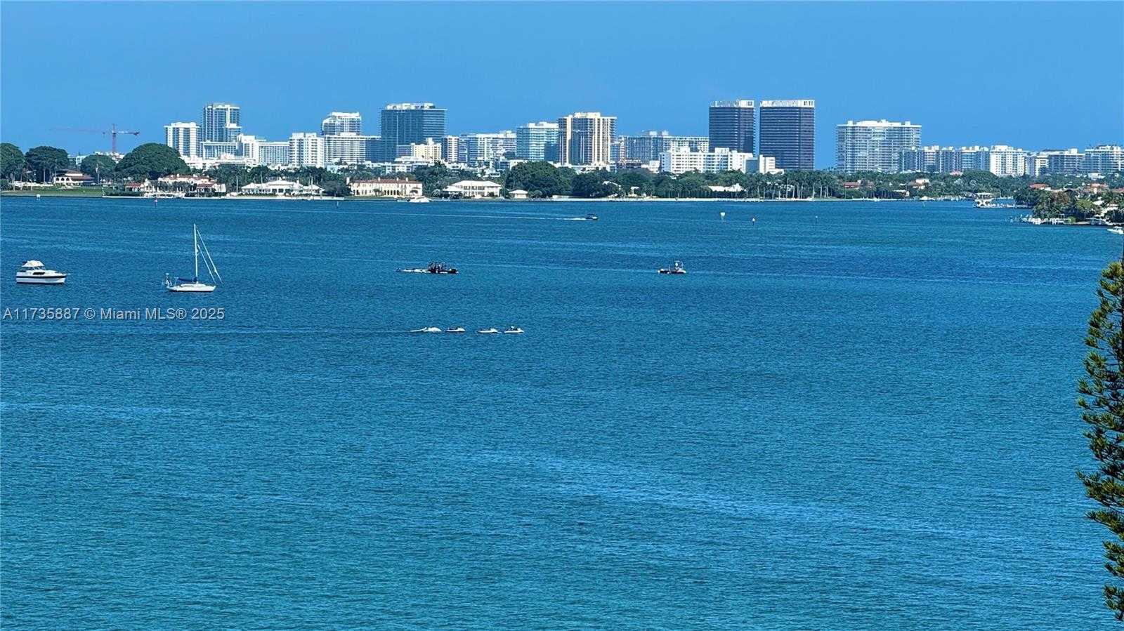 Small Image of 7910 HARBOR ISLAND DR #911, North Bay Village Number 39