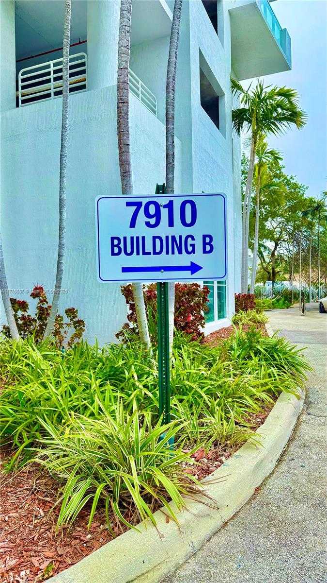 Small Image of 7910 HARBOR ISLAND DR #911, North Bay Village Number 6