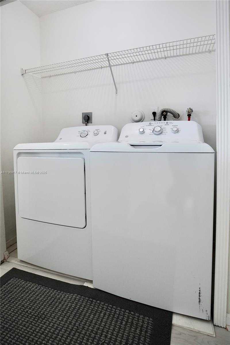 Small Image of 12859 SOUTH WEST 49TH CT, Miramar Number 17