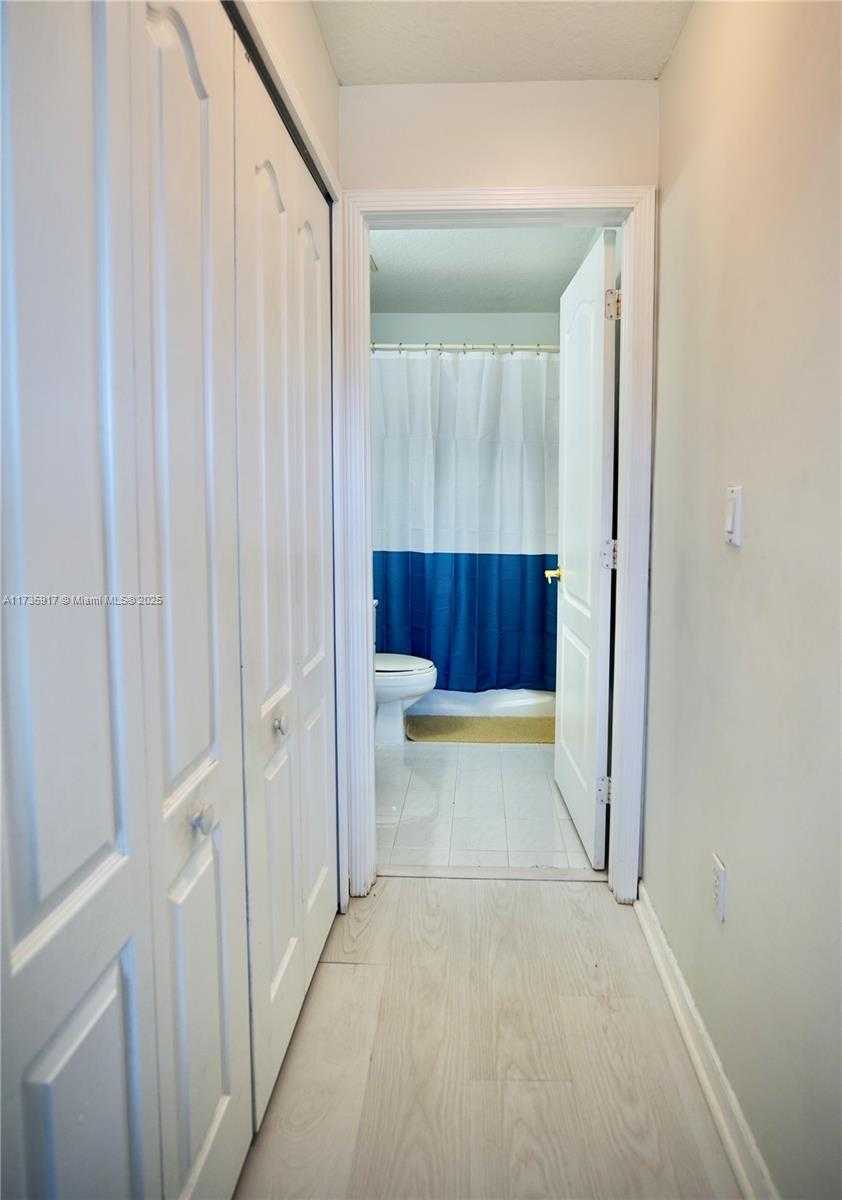 Small Image of 12859 SOUTH WEST 49TH CT, Miramar Number 19