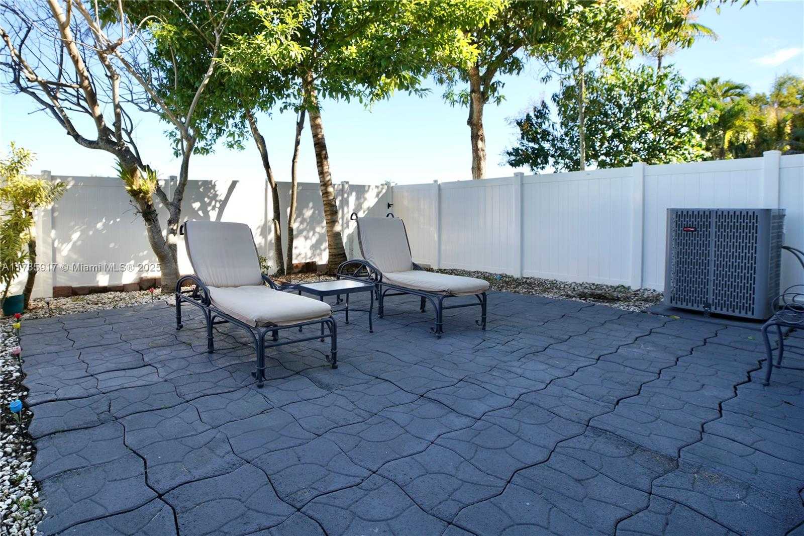 Small Image of 12859 SOUTH WEST 49TH CT, Miramar Number 22