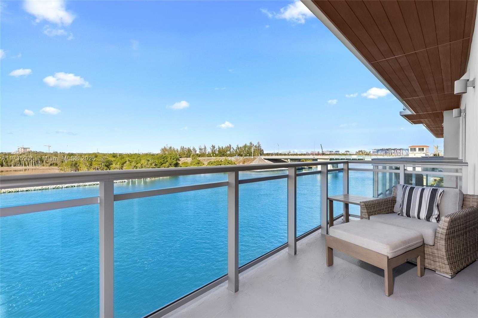 Small Image of 6100 NORTH OCEAN DR #3S, Hollywood Number 18
