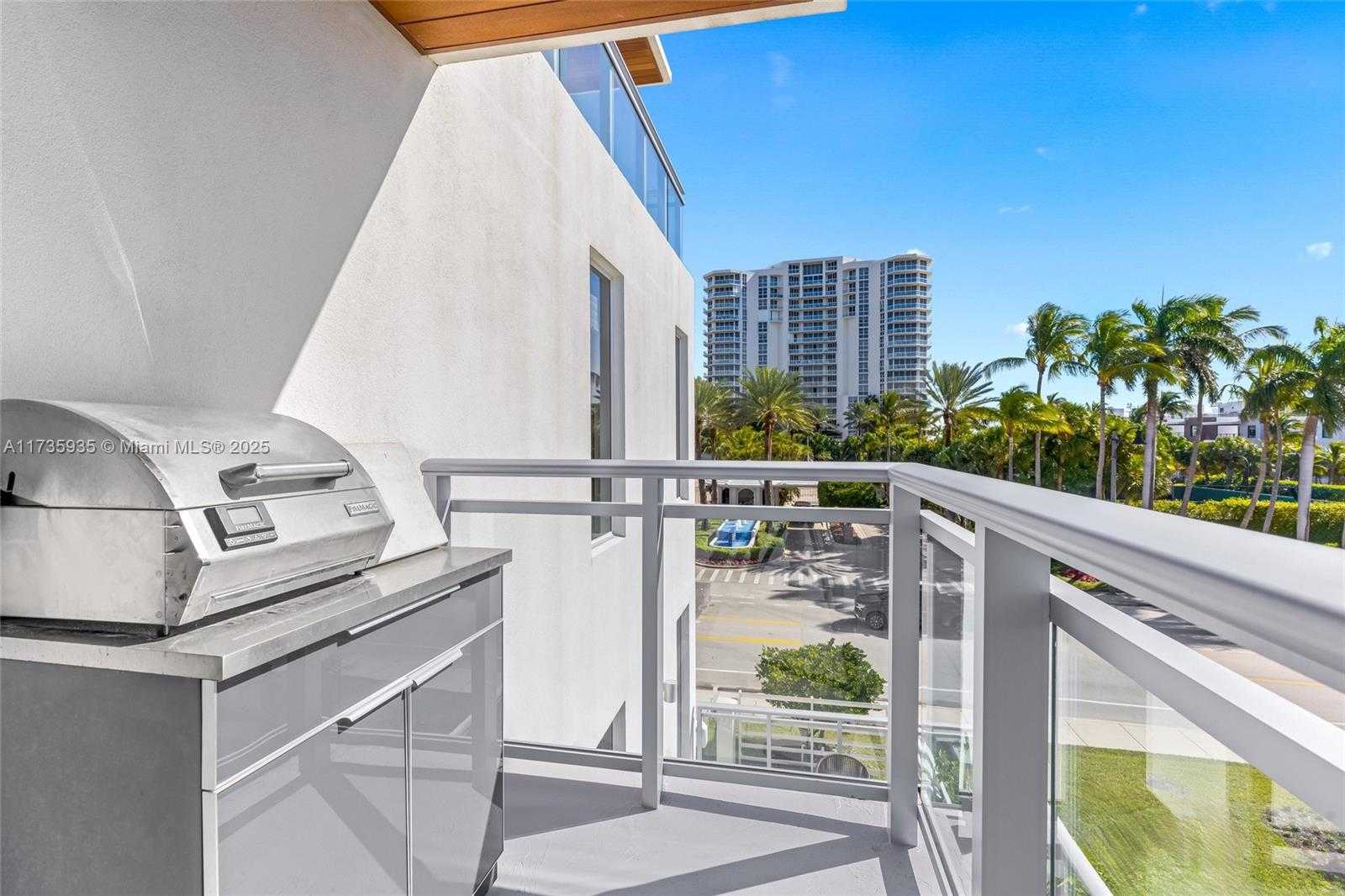 Small Image of 6100 NORTH OCEAN DR #3S, Hollywood Number 22