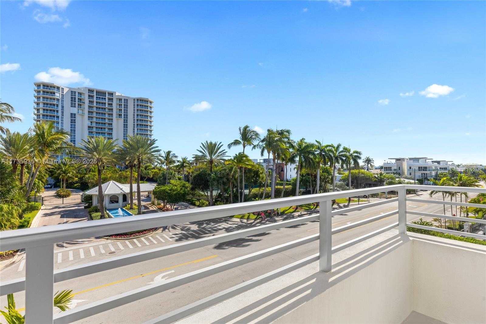 Small Image of 6100 NORTH OCEAN DR #3S, Hollywood Number 30