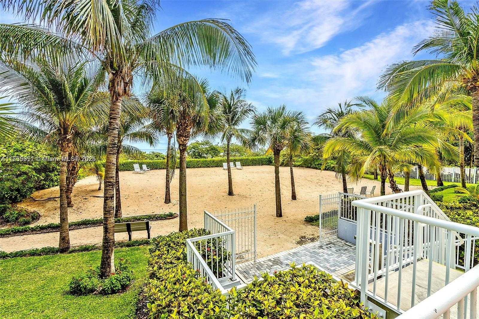Small Image of 9341 COLLINS AVE #904, Surfside Number 39