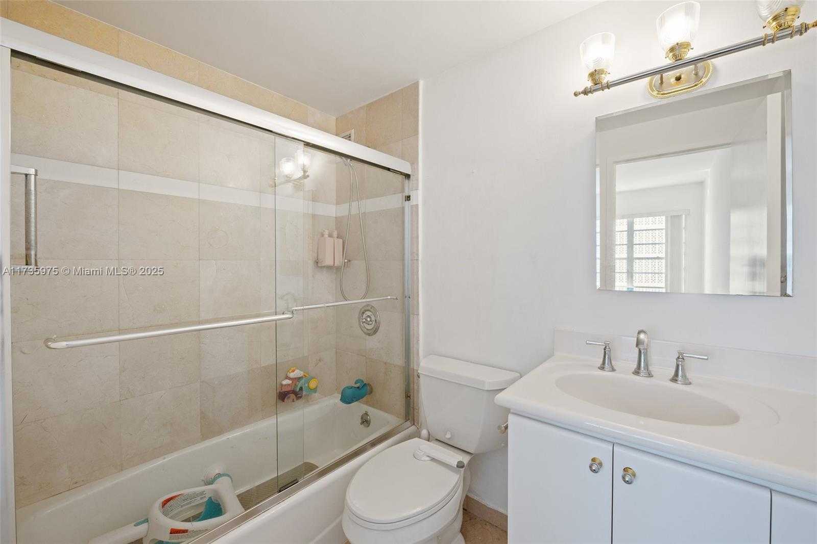 Small Image of 9100 WEST BAY HARBOR DR #5A, Bay Harbor Islands Number 17
