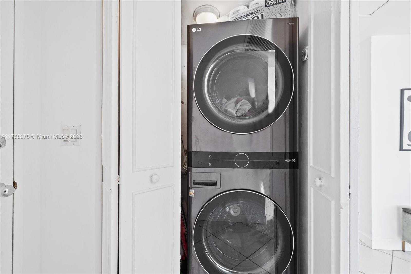 Small Image of 9100 WEST BAY HARBOR DR #5A, Bay Harbor Islands Number 18