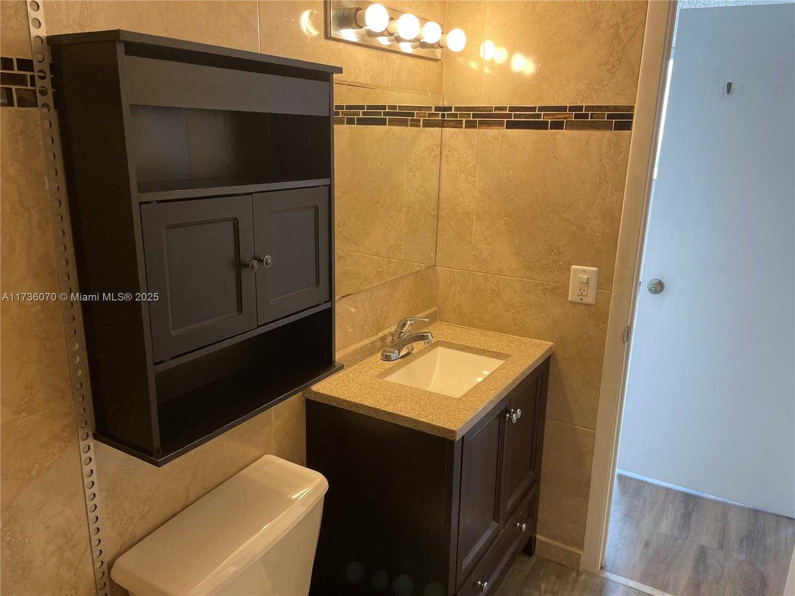 Small Image of 1251 NORTH EAST 108TH ST #807, Miami Number 14