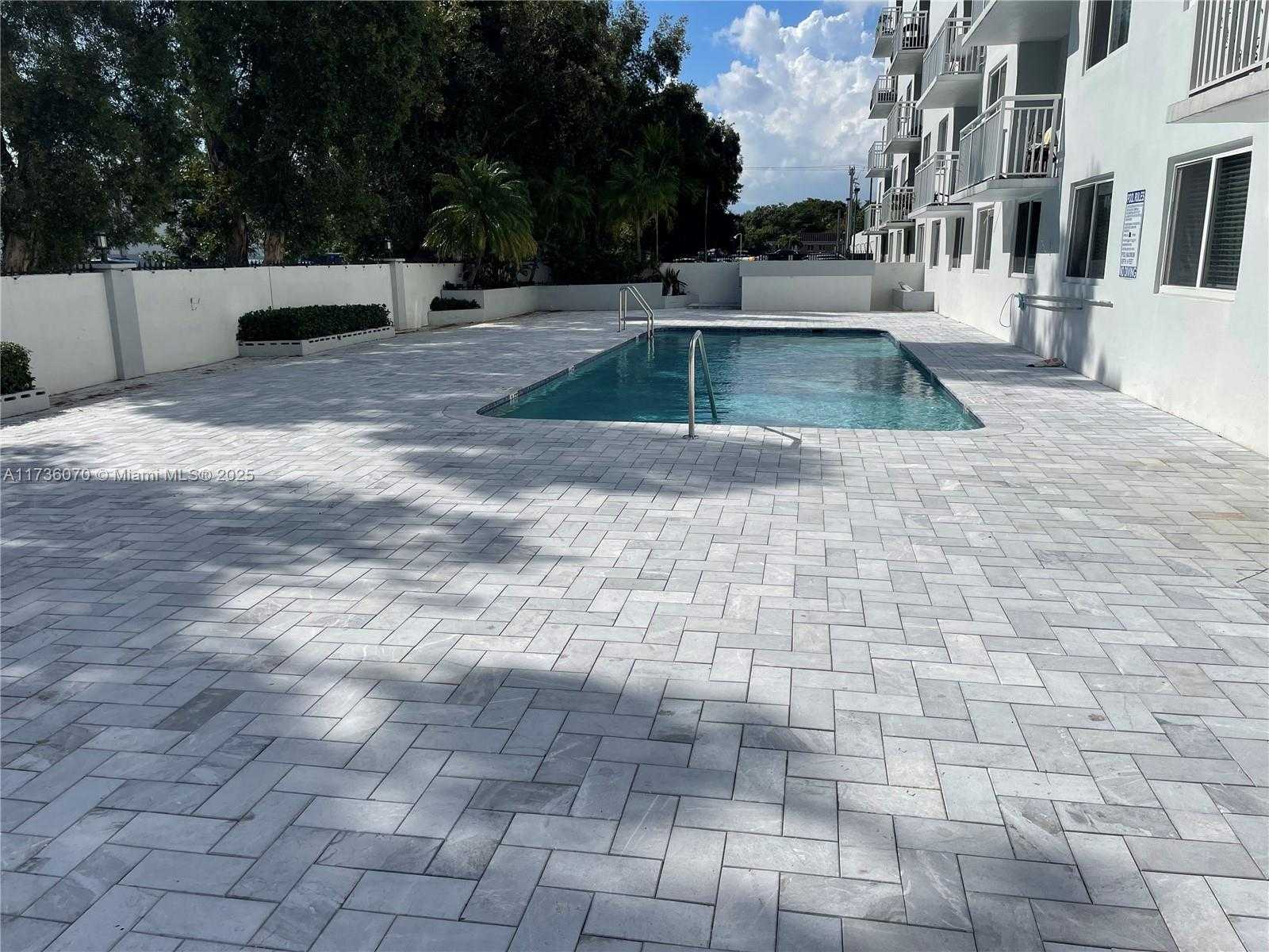 Small Image of 1251 NORTH EAST 108TH ST #807, Miami Number 23