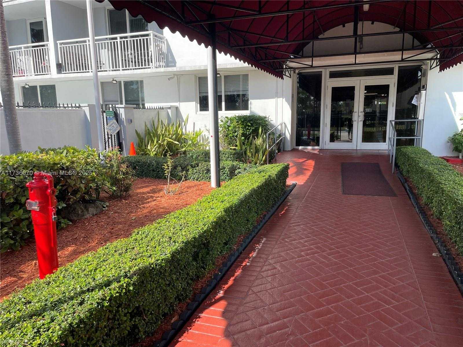 Small Image of 1251 NORTH EAST 108TH ST #807, Miami Number 25