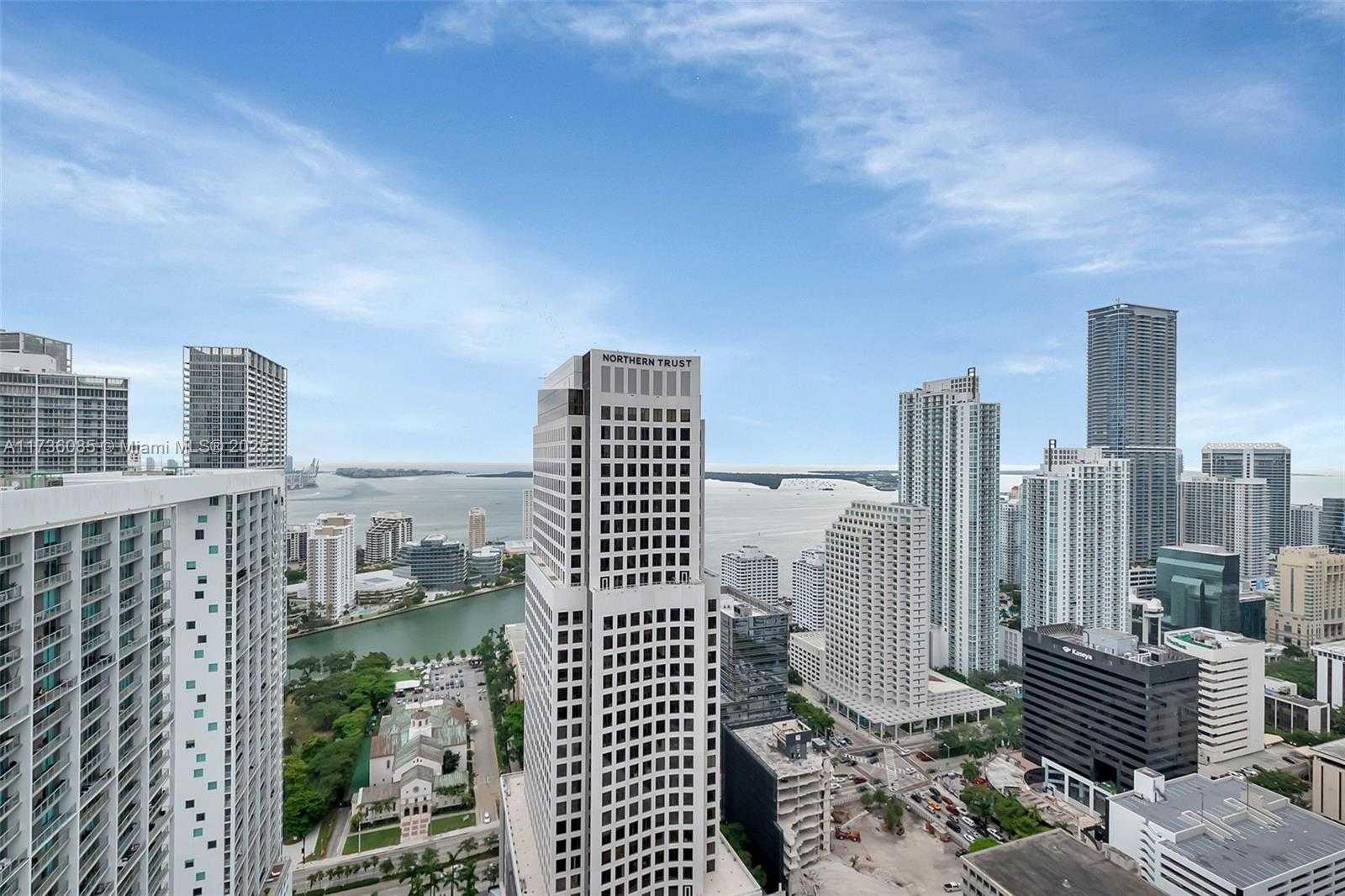 Small Image of 68 SE 6th St, Miami, FL 33131, USA Number 38