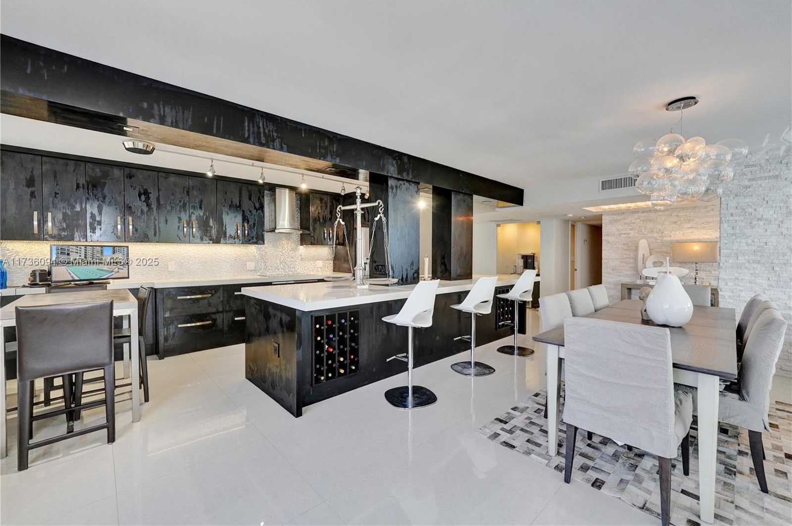 Small Image of 2751 SOUTH OCEAN DR #908S, Hollywood Number 15