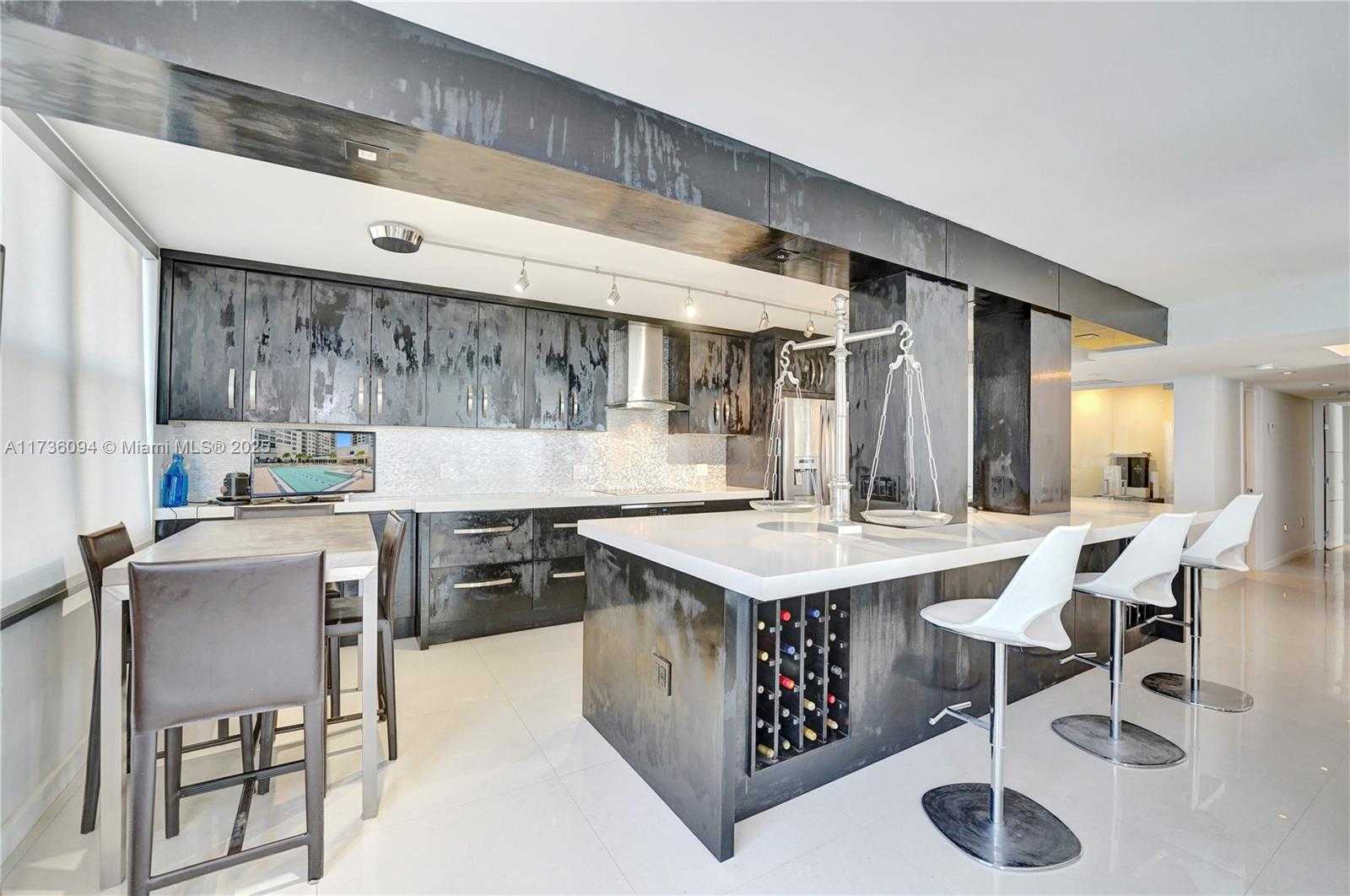 Small Image of 2751 SOUTH OCEAN DR #908S, Hollywood Number 18