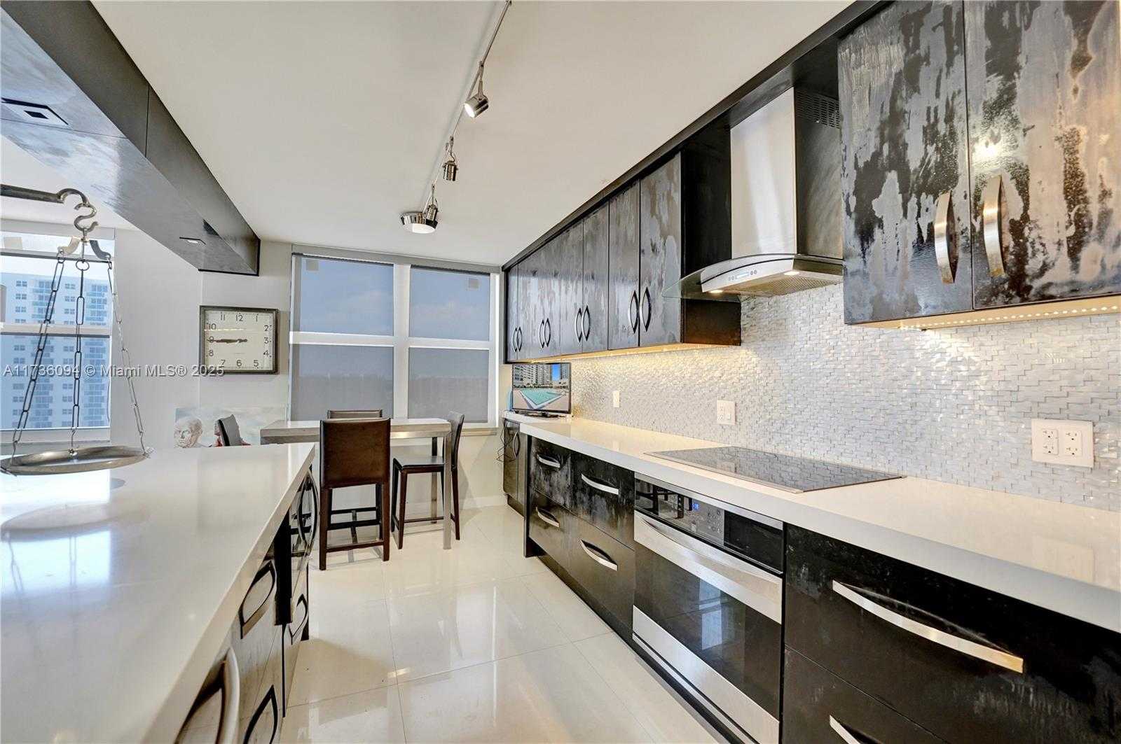 Small Image of 2751 SOUTH OCEAN DR #908S, Hollywood Number 22