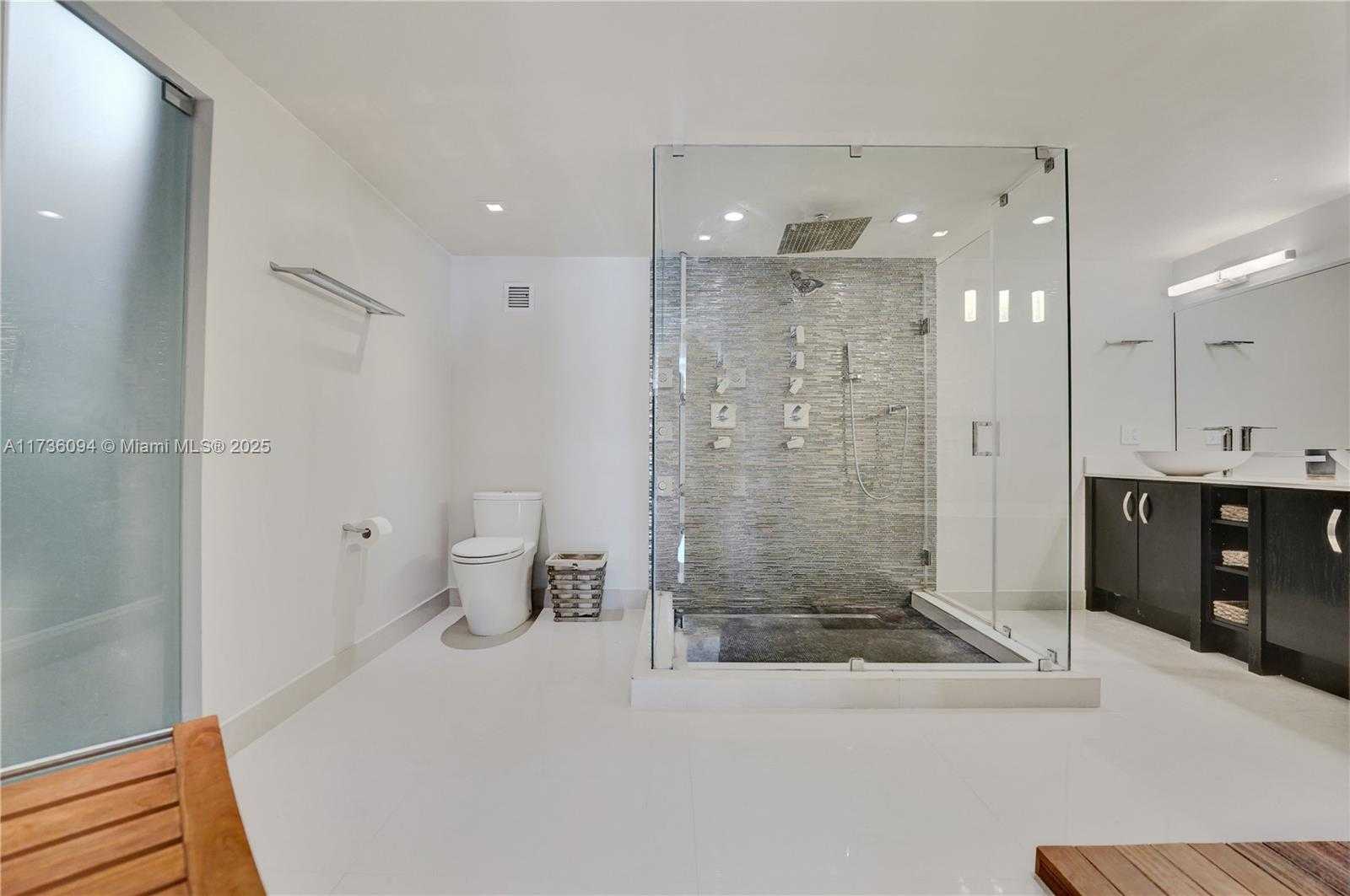 Small Image of 2751 SOUTH OCEAN DR #908S, Hollywood Number 30