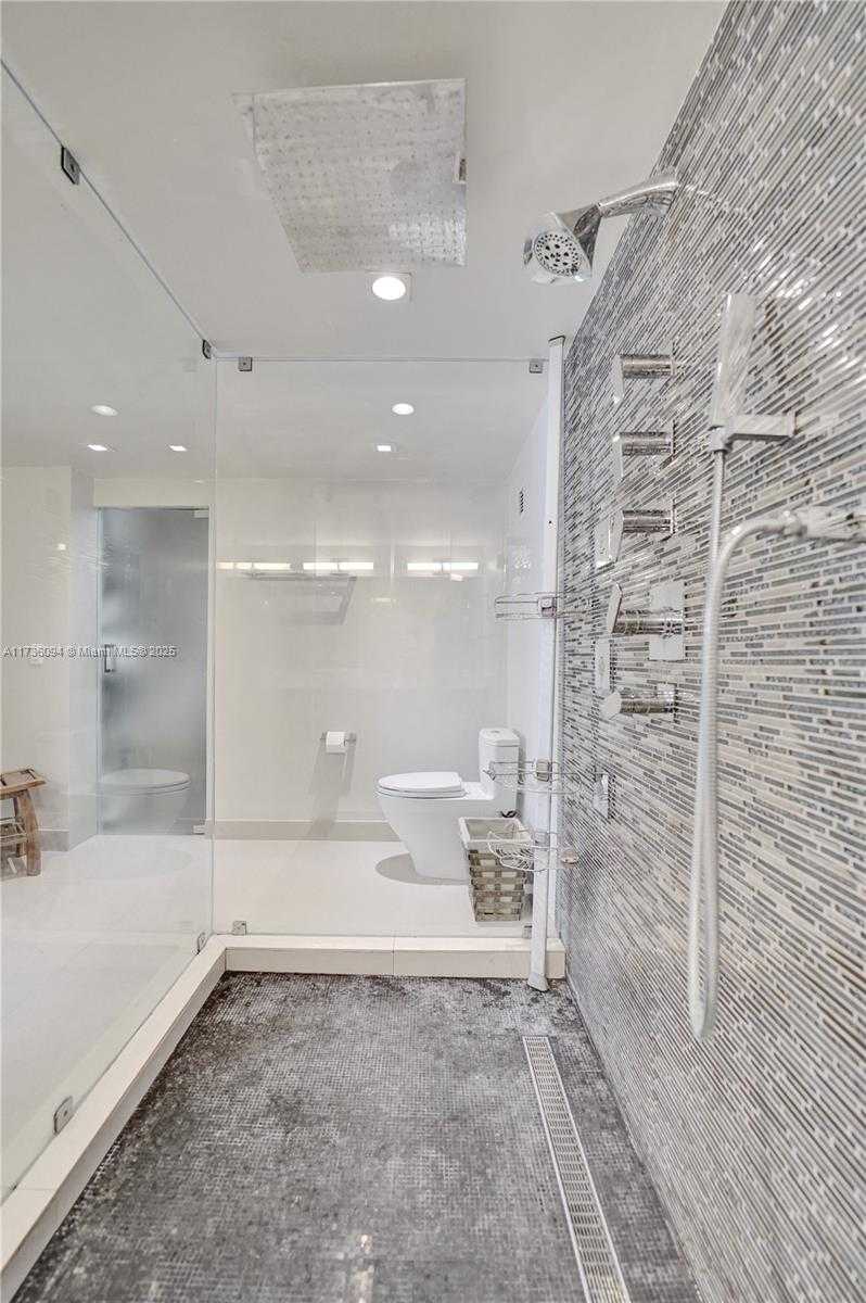 Small Image of 2751 SOUTH OCEAN DR #908S, Hollywood Number 35