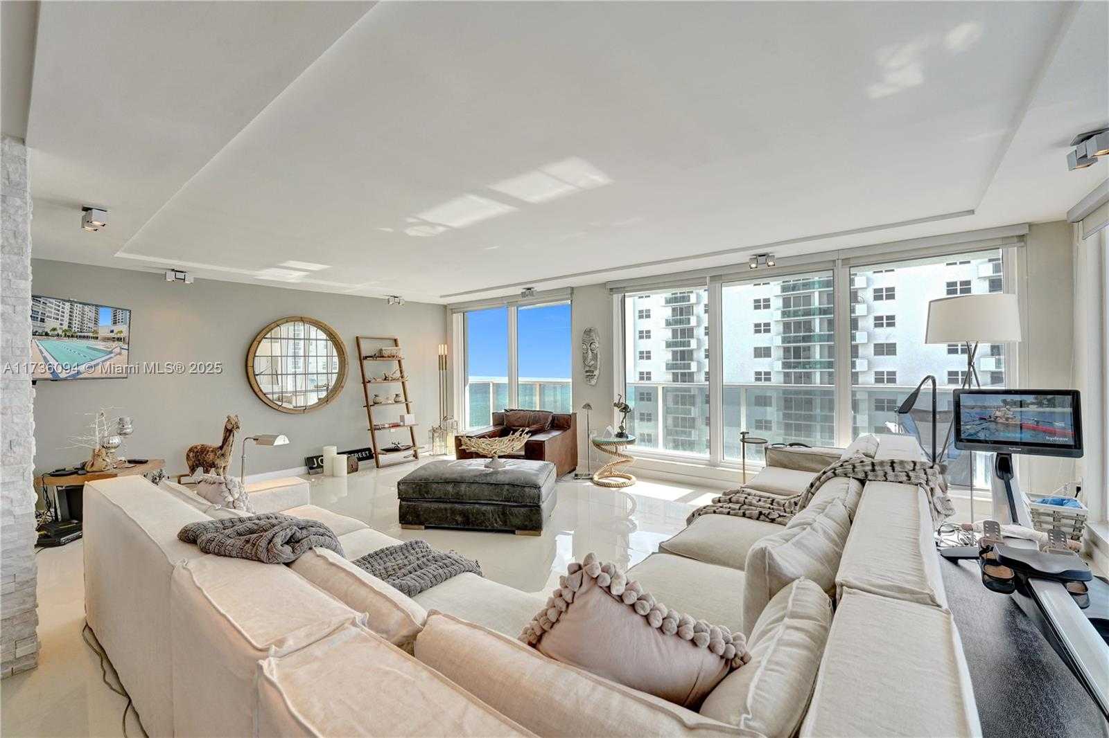 Small Image of 2751 SOUTH OCEAN DR #908S, Hollywood Number 4