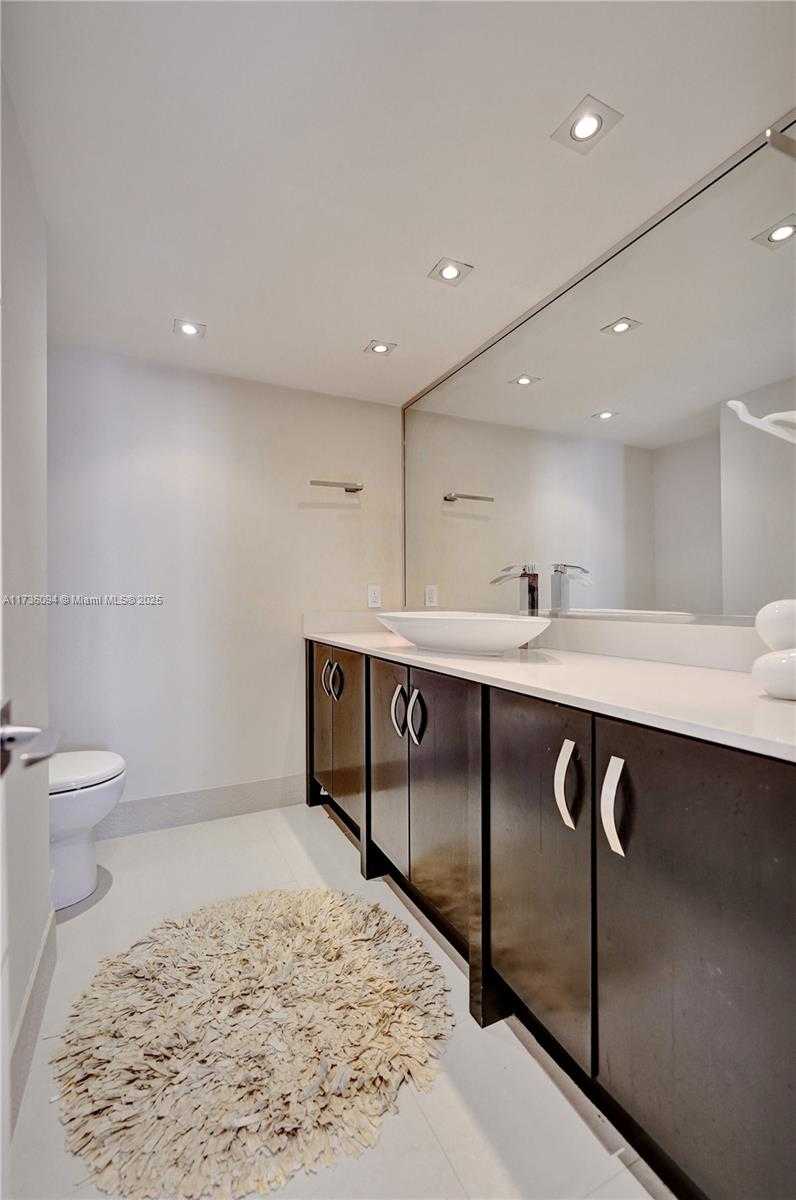 Small Image of 2751 SOUTH OCEAN DR #908S, Hollywood Number 46