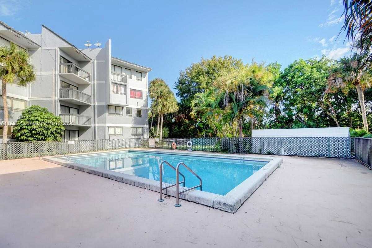 Small Image of 1880 NORTH CONGRESS AVE #210, West Palm Beach Number 19