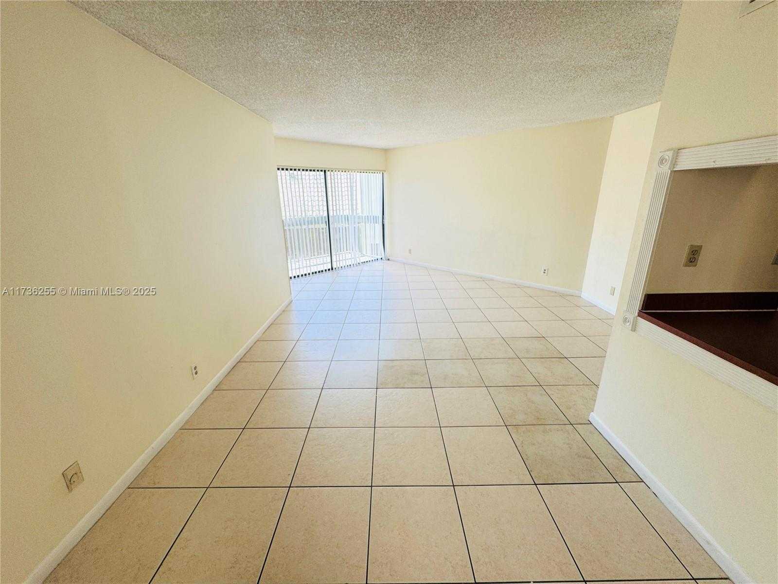 Small Image of 1880 NORTH CONGRESS AVE #210, West Palm Beach Number 2