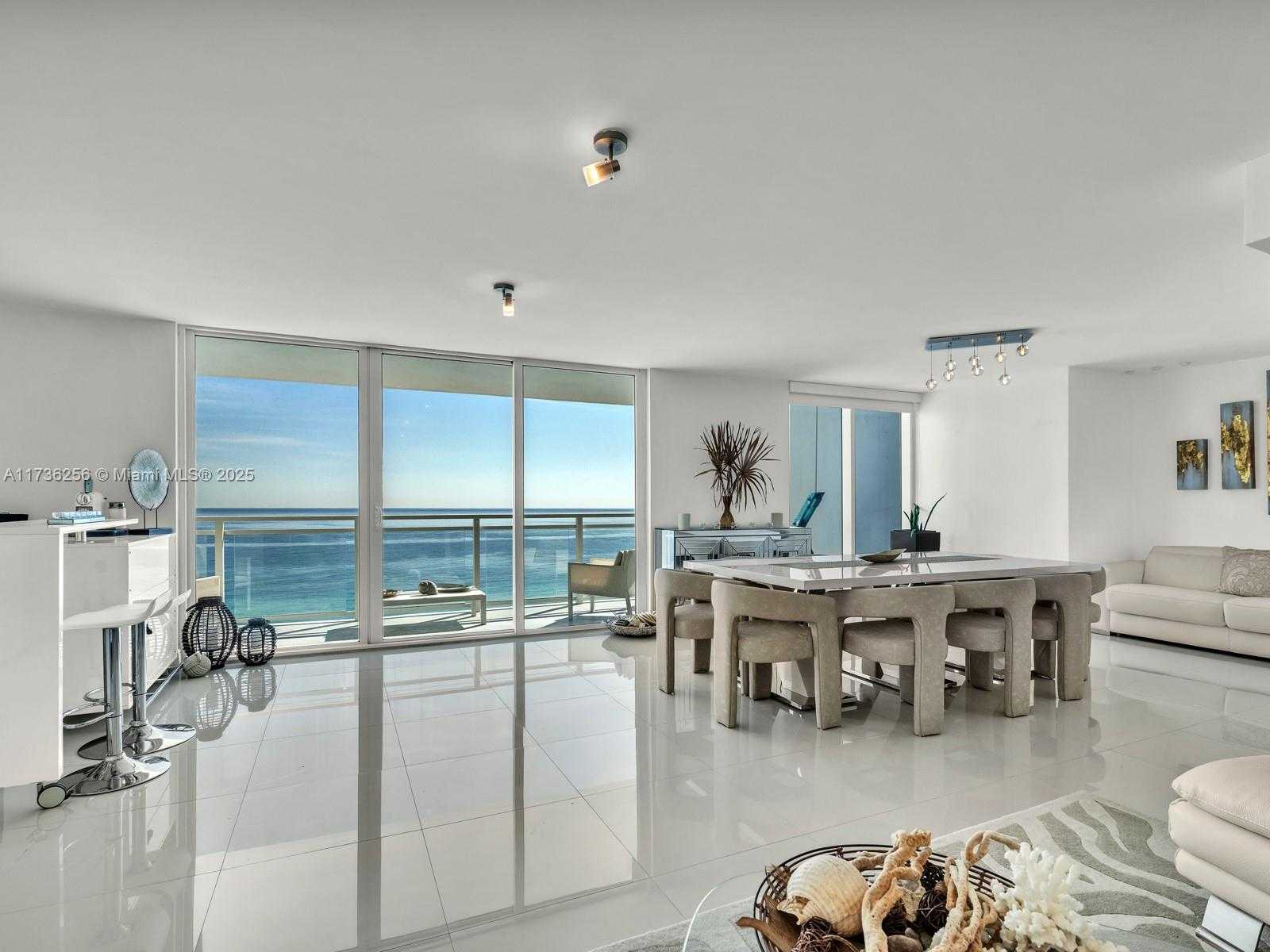 Small Image of 2030 SOUTH OCEAN DR #1414, Hallandale Beach Number 25