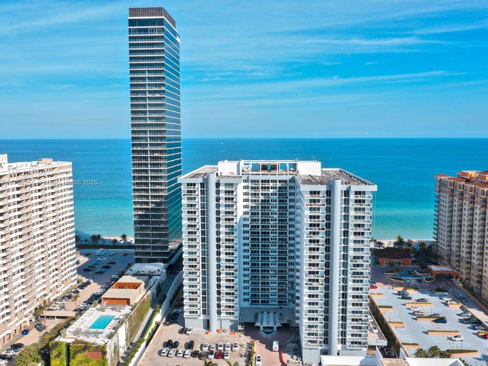 Small Image of 2030 SOUTH OCEAN DR #1414, Hallandale Beach Number 3