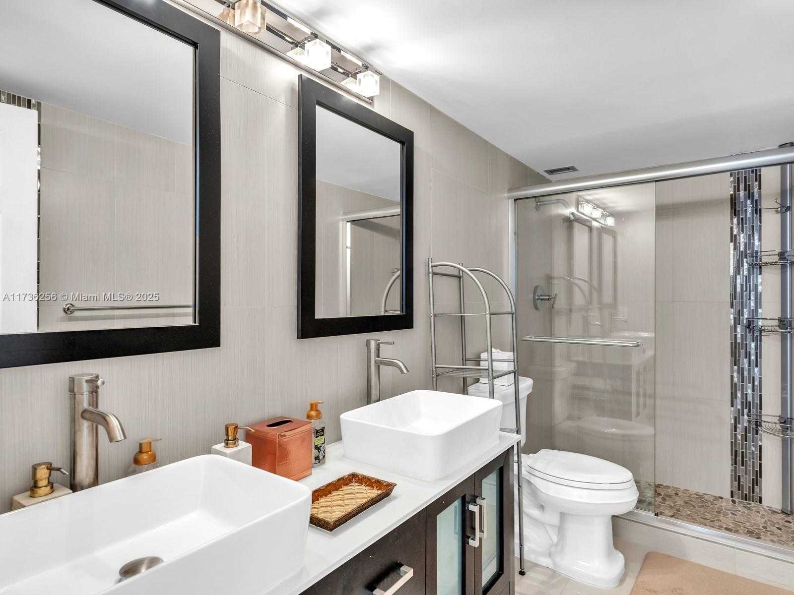 Small Image of 2030 SOUTH OCEAN DR #1414, Hallandale Beach Number 30
