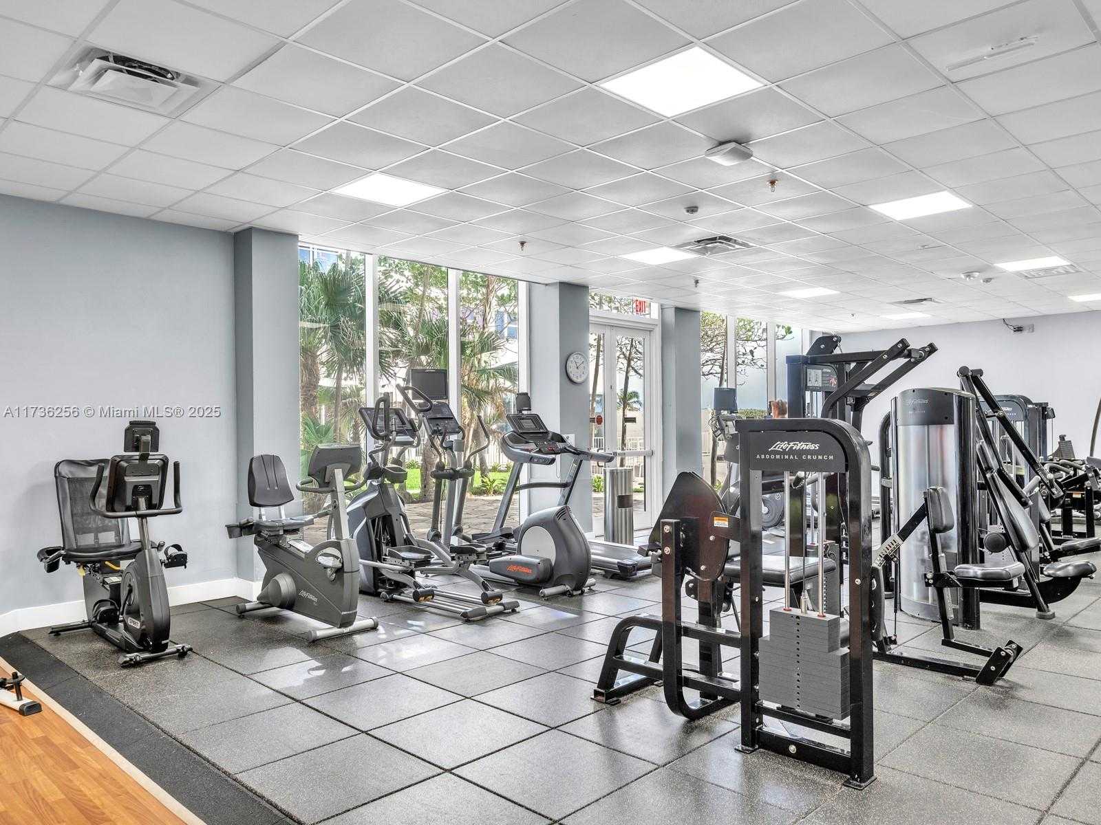 Small Image of 2030 SOUTH OCEAN DR #1414, Hallandale Beach Number 36