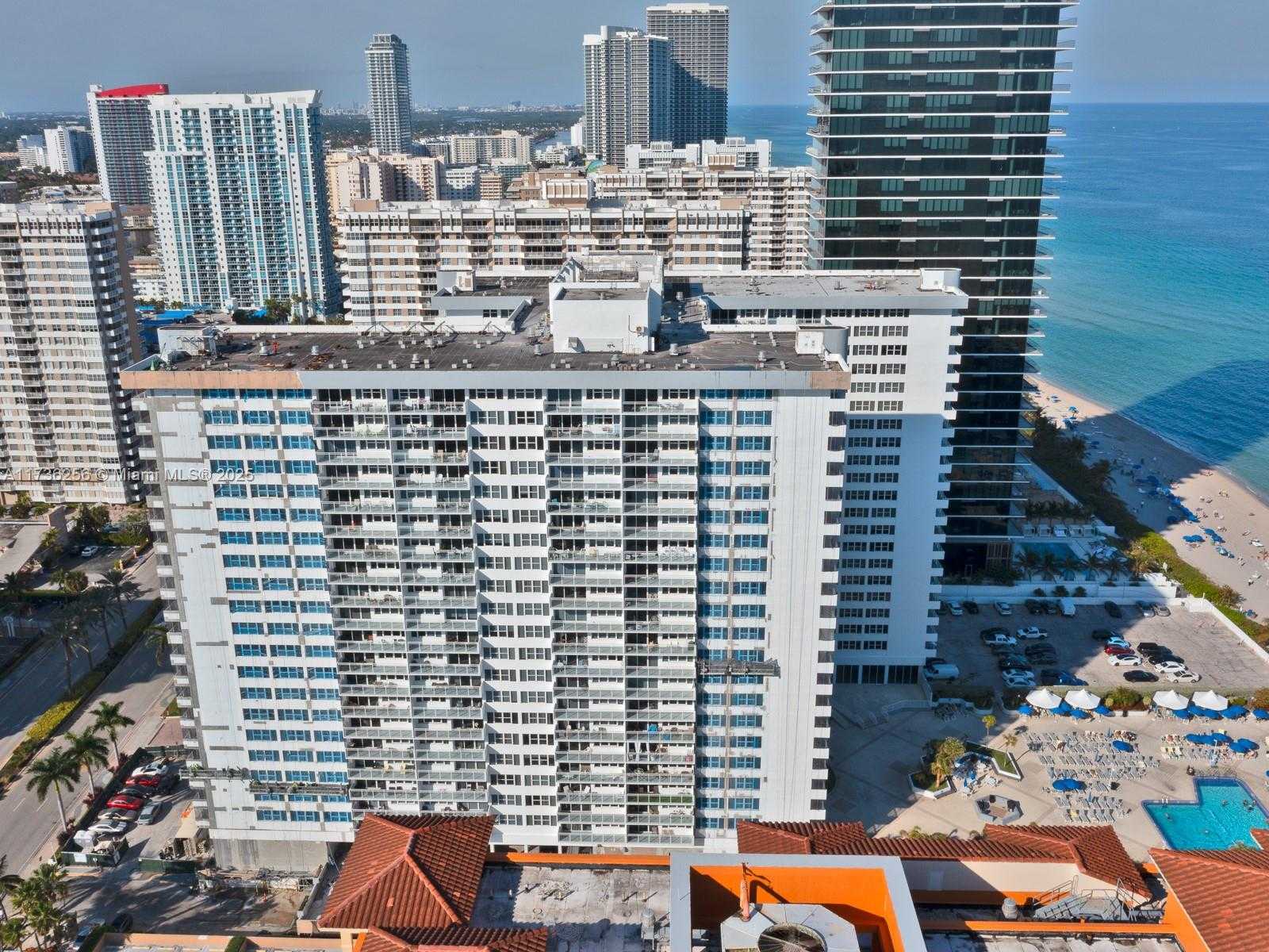 Small Image of 2030 SOUTH OCEAN DR #1414, Hallandale Beach Number 6
