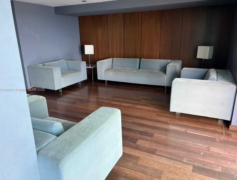 Small Image of 325 SOUTH BISCAYNE BLVD #UPH19, Miami Number 24