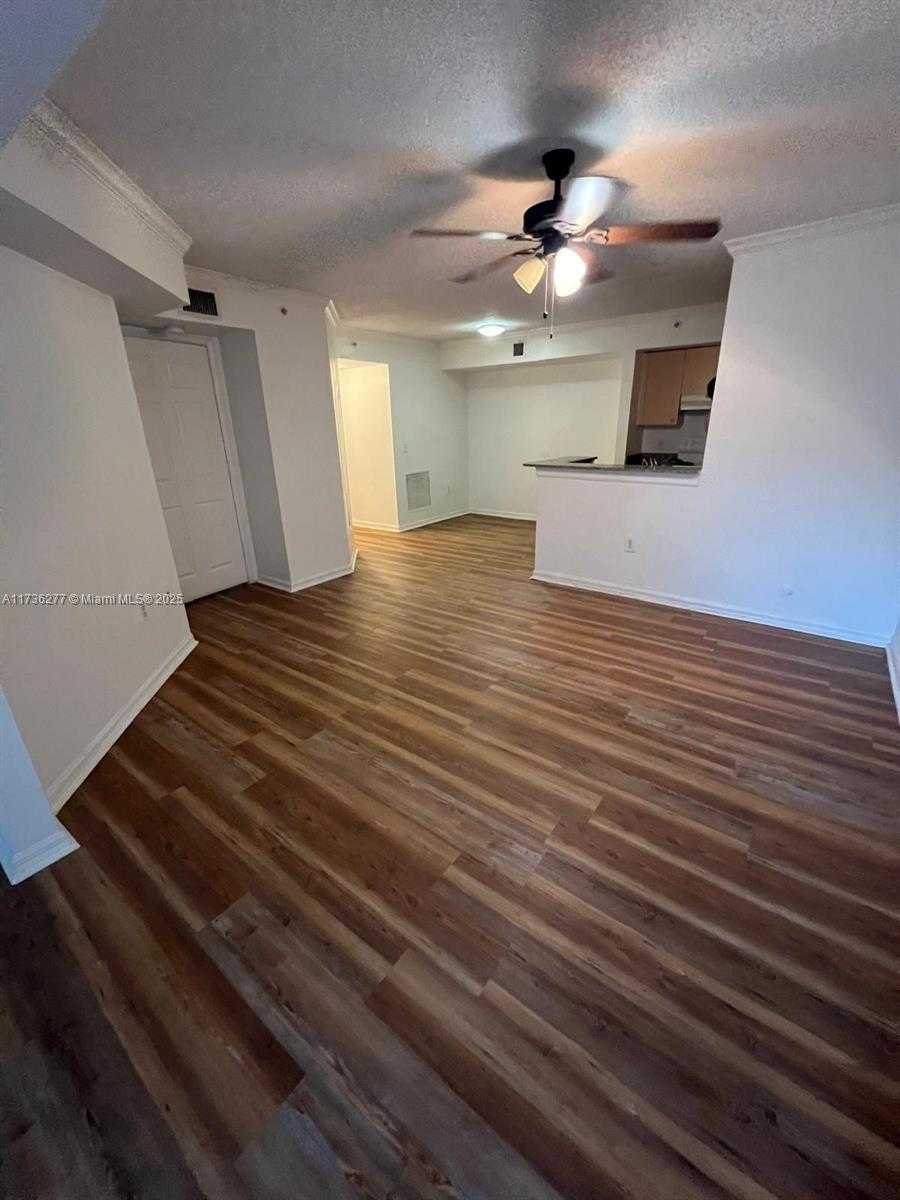 Small Image of 2494 CENTERGATE DR #103, Miramar Number 14