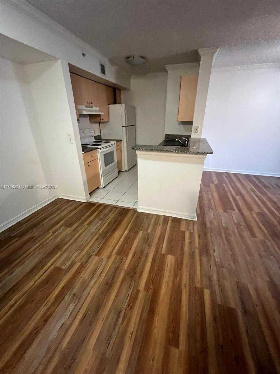 Small Image of 2494 CENTERGATE DR #103, Miramar Number 16