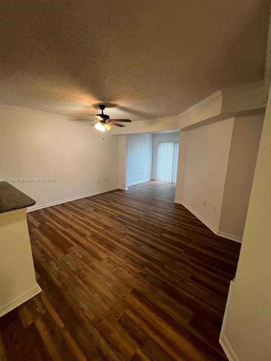 Small Image of 2494 CENTERGATE DR #103, Miramar Number 17