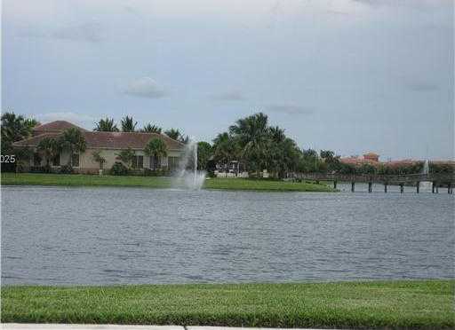 Small Image of 2494 CENTERGATE DR #103, Miramar Number 3