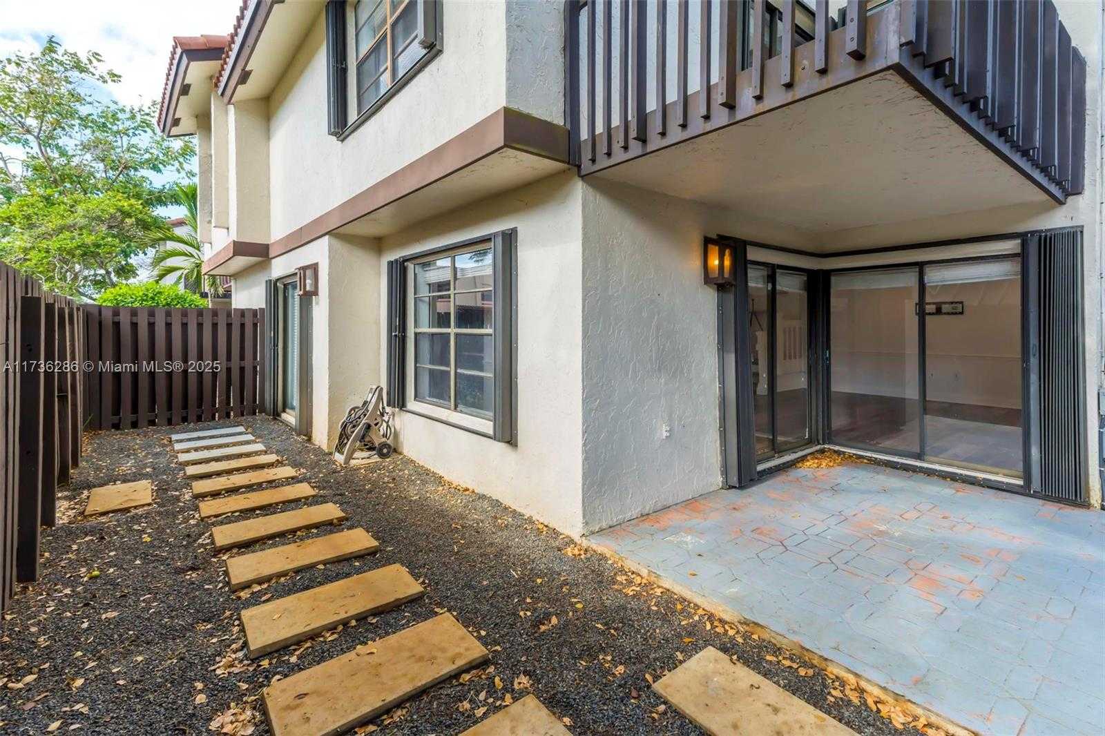 Small Image of 11429 SOUTH WEST 132ND PL #74-2, Miami Number 25