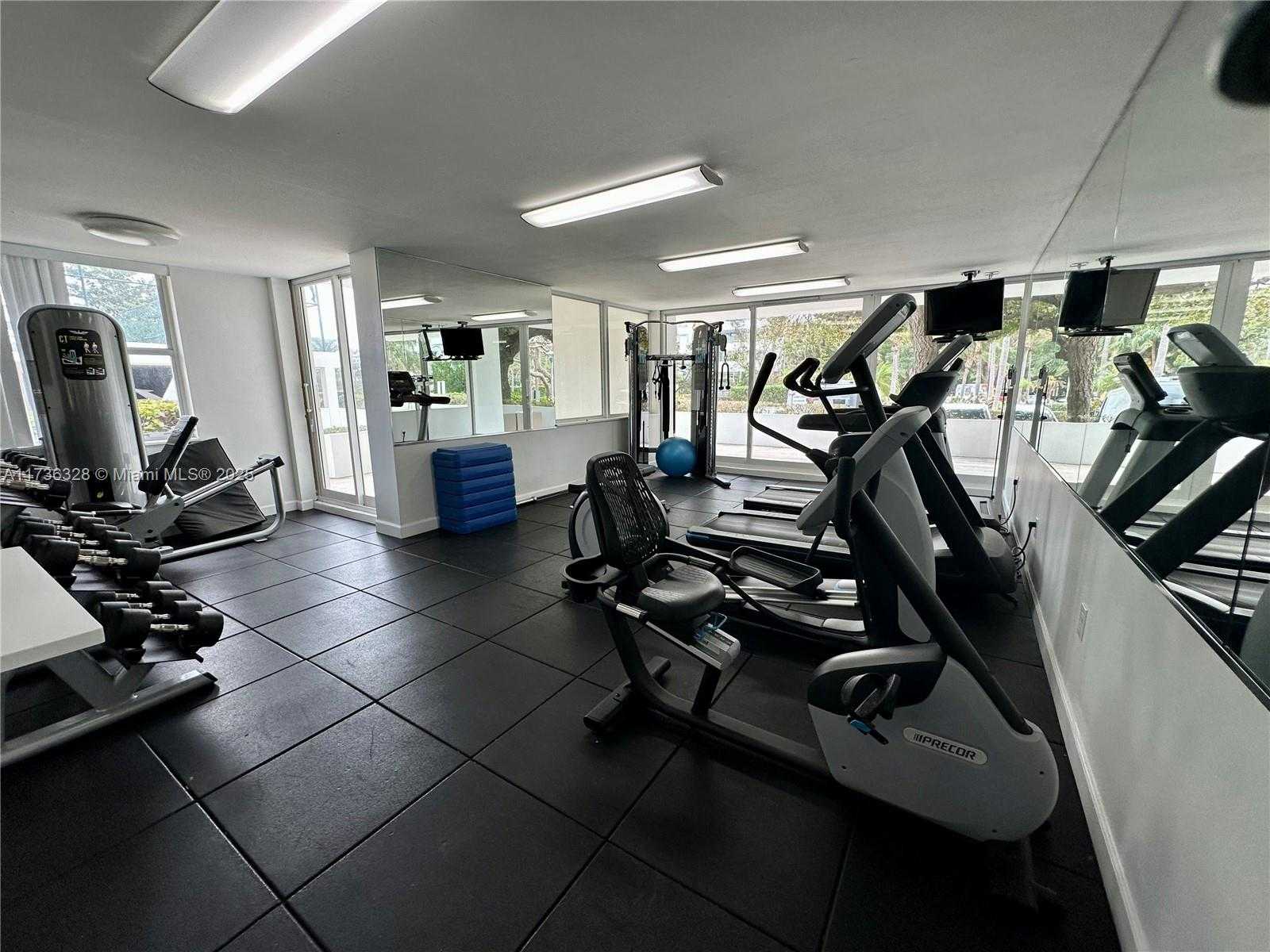 Small Image of 155 OCEAN LANE DR #407, Key Biscayne Number 23