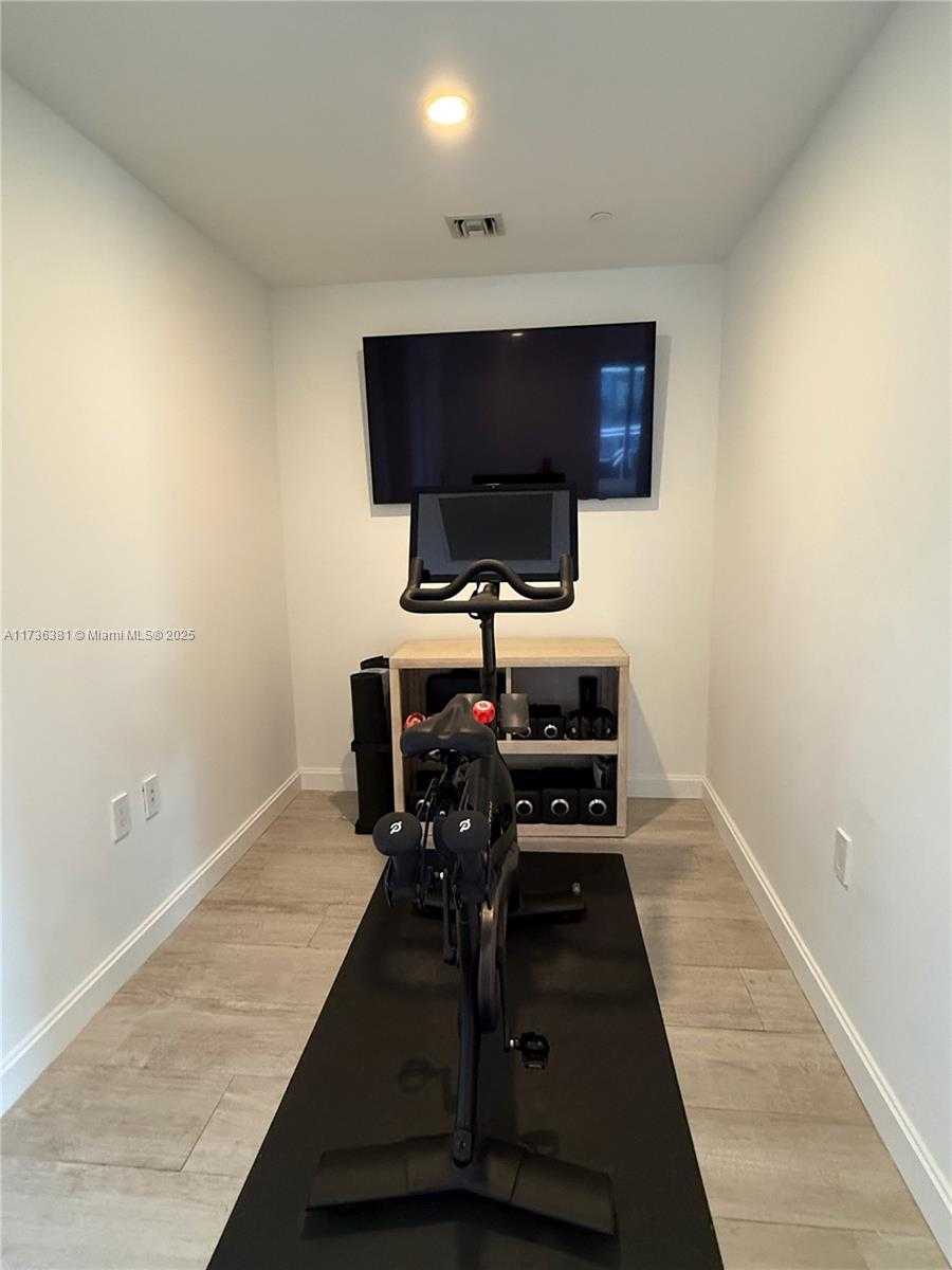 Small Image of 55 SOUTH WEST 9TH ST #1701, Miami Number 11
