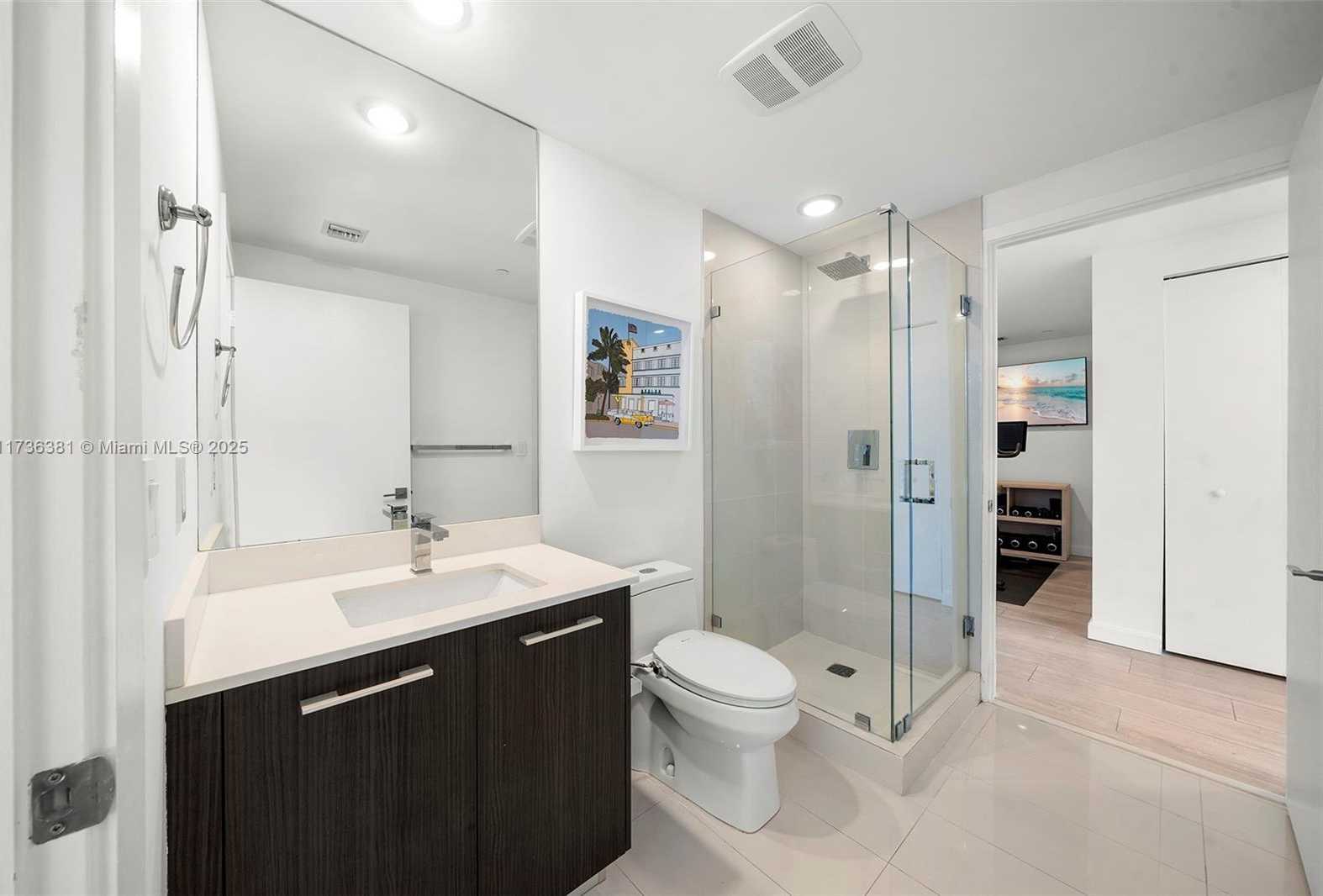 Small Image of 55 SOUTH WEST 9TH ST #1701, Miami Number 19