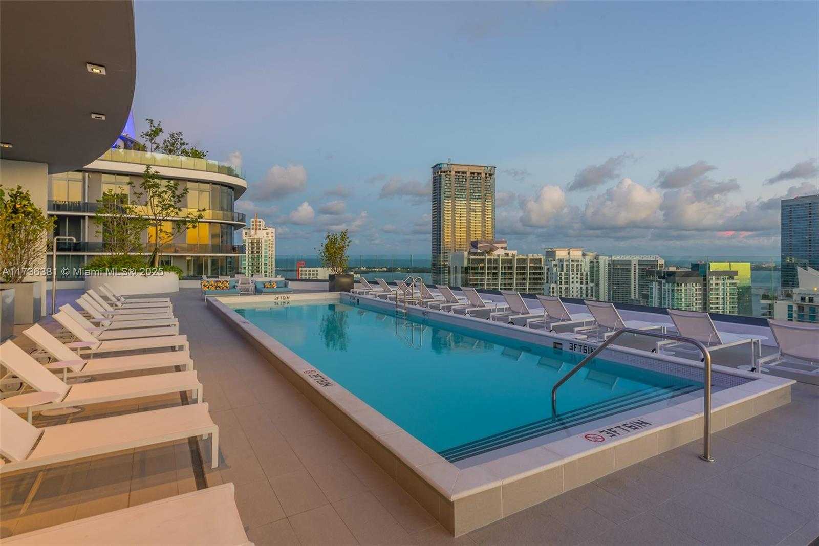 Small Image of 55 SOUTH WEST 9TH ST #1701, Miami Number 43
