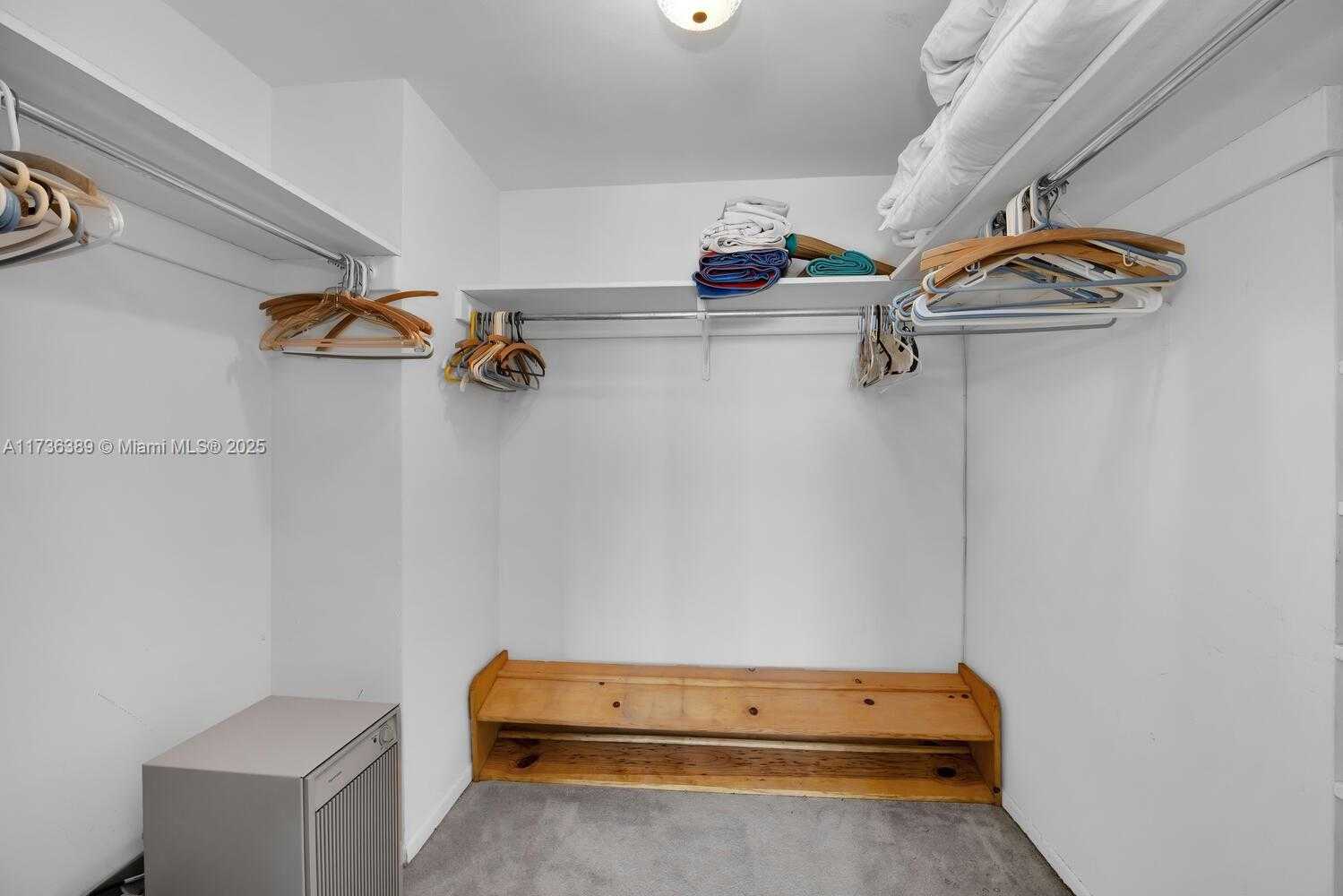 Small Image of 5401 COLLINS AVE #1412, Miami Beach Number 16