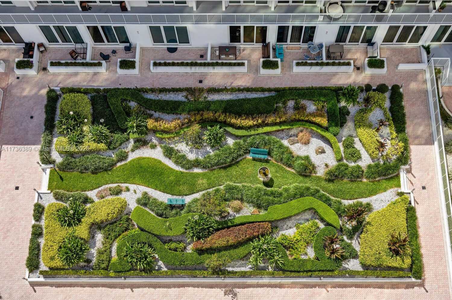 Small Image of 5401 COLLINS AVE #1412, Miami Beach Number 20