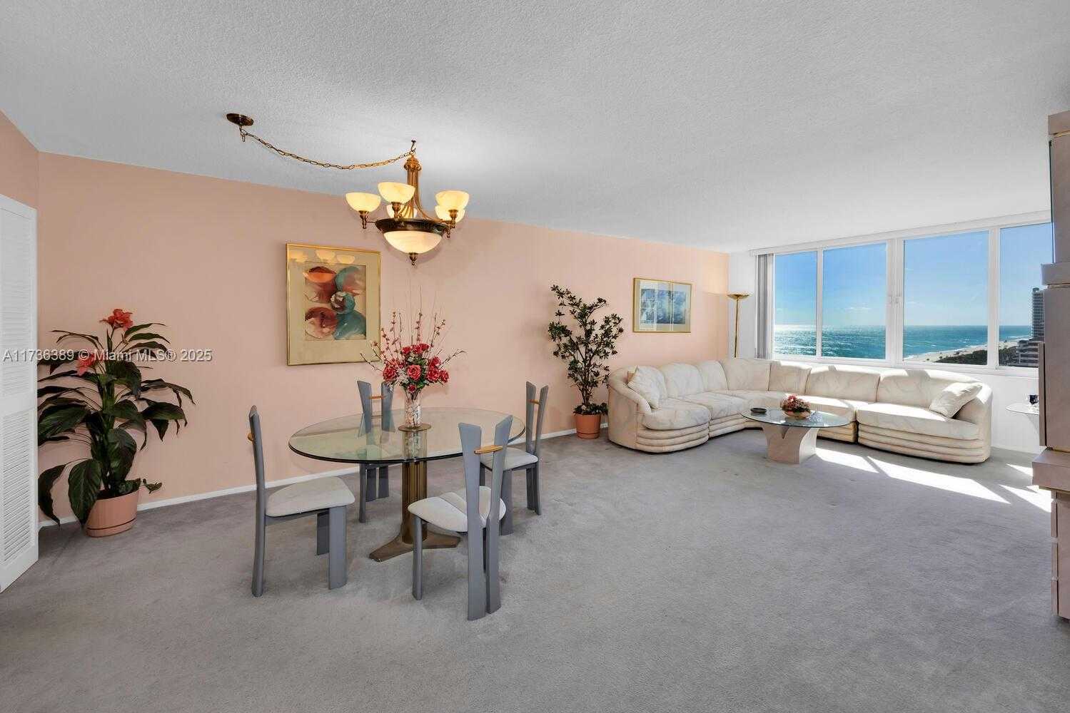 Small Image of 5401 COLLINS AVE #1412, Miami Beach Number 4