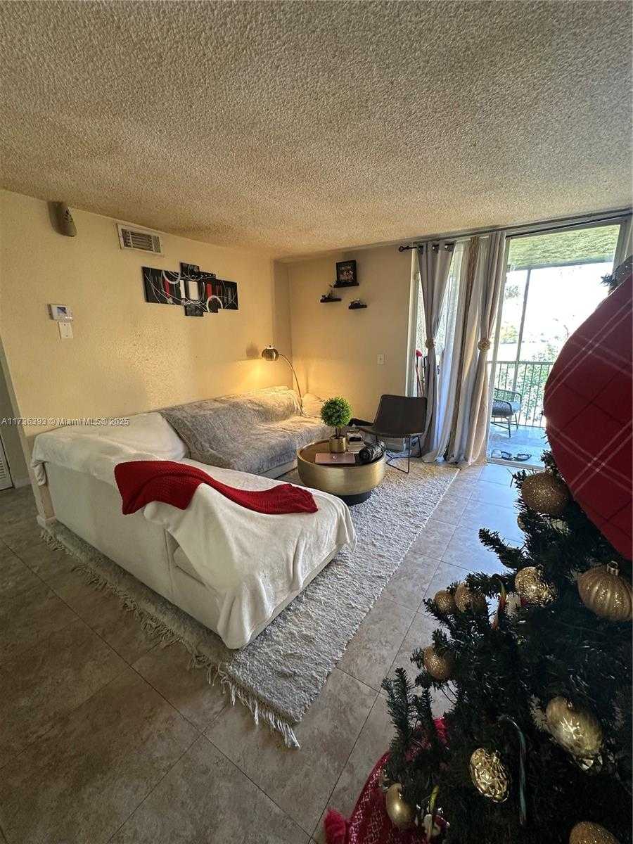 Small Image of 4025 WEST MCNAB RD #E208, Pompano Beach Number 7