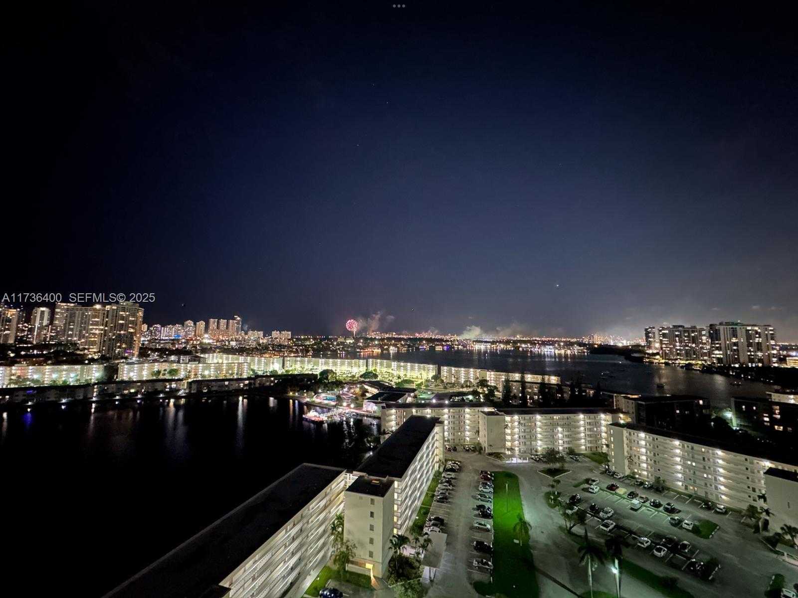 Small Image of 18031 BISCAYNE BLVD #PH01, Aventura Number 13