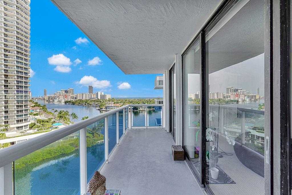 Small Image of 20515 EAST COUNTRY CLUB DR #1042, Aventura Number 17