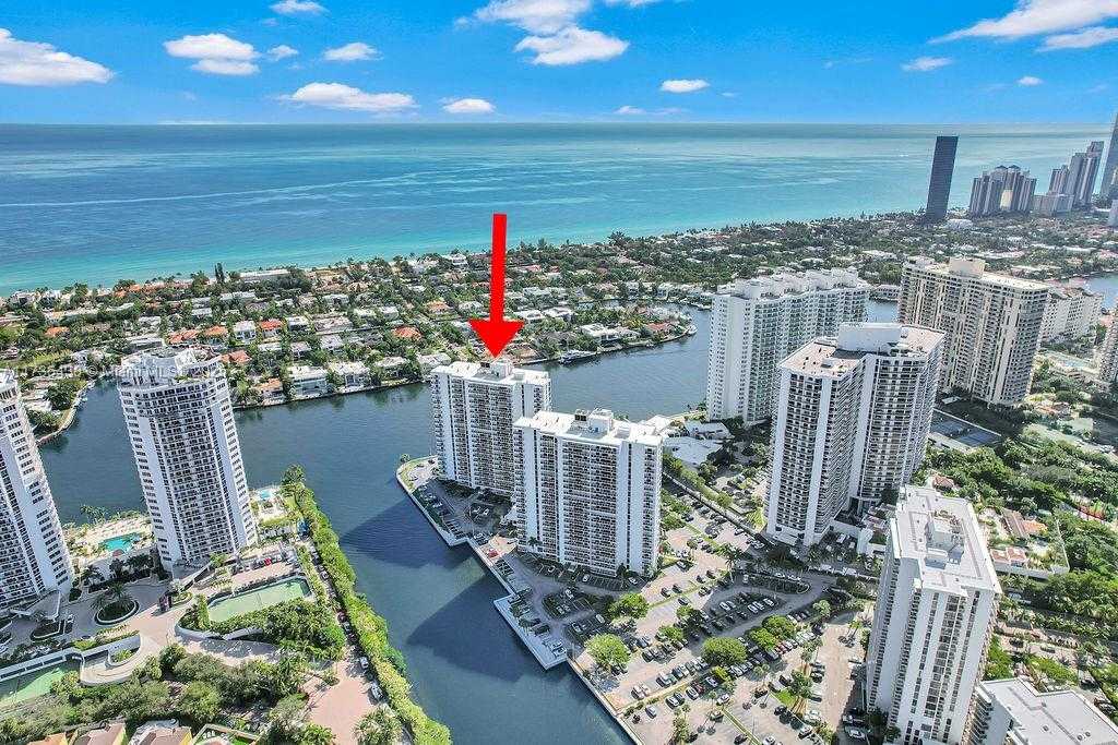 Small Image of 20515 EAST COUNTRY CLUB DR #1042, Aventura Number 2