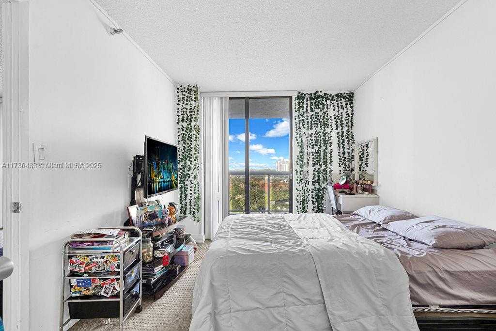 Small Image of 20515 EAST COUNTRY CLUB DR #1042, Aventura Number 28