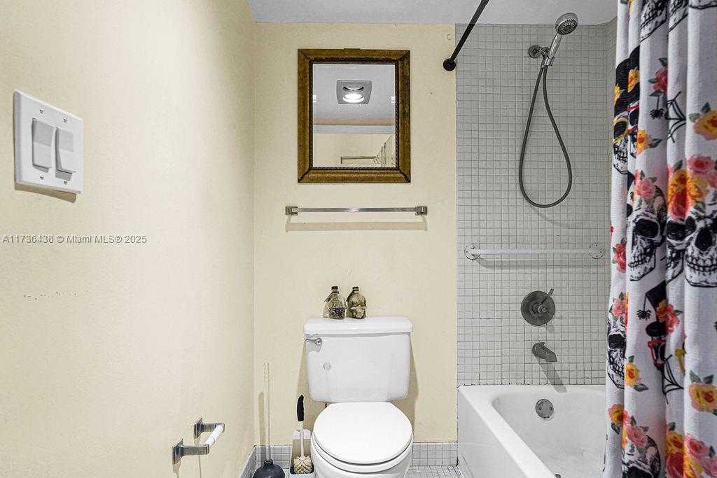 Small Image of 20515 EAST COUNTRY CLUB DR #1042, Aventura Number 36