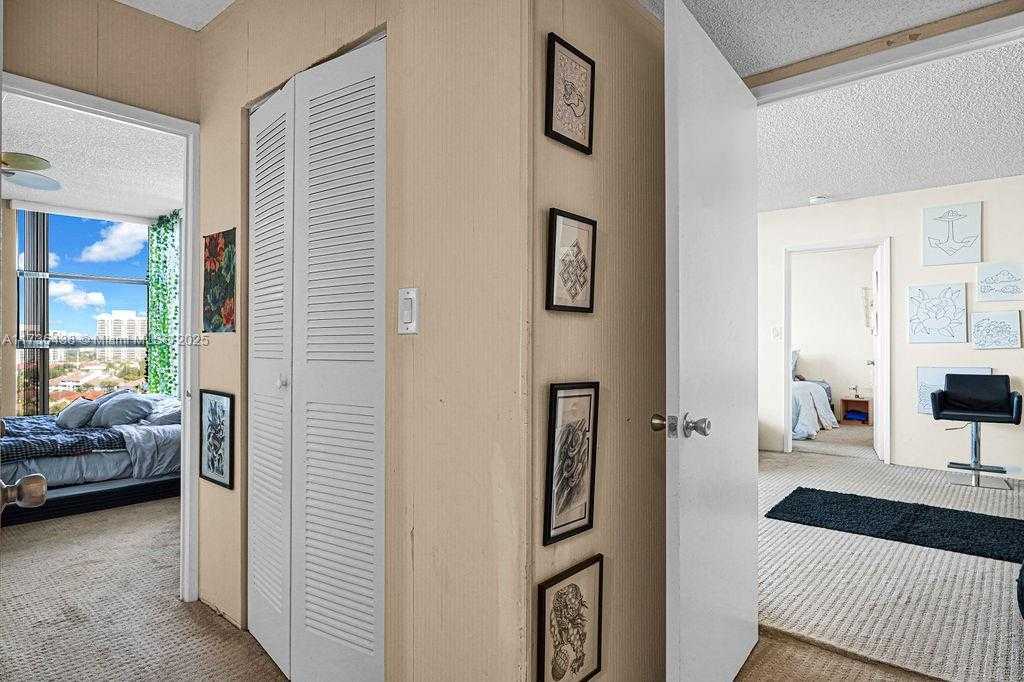 Small Image of 20515 EAST COUNTRY CLUB DR #1042, Aventura Number 37