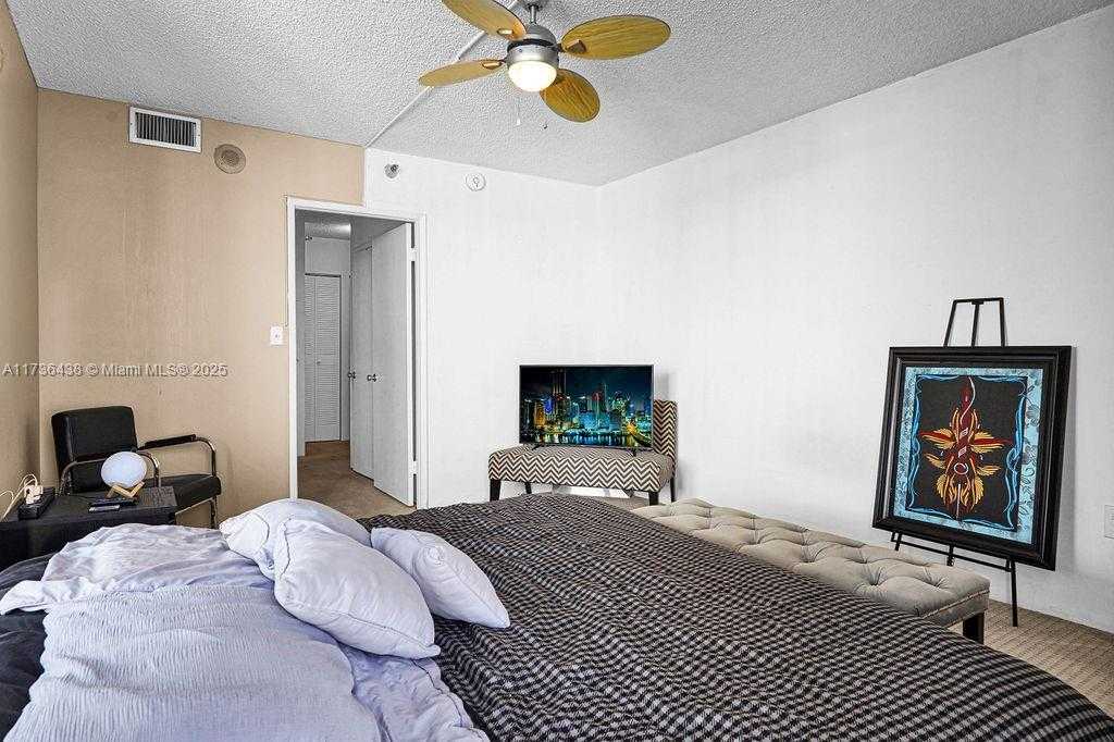 Small Image of 20515 EAST COUNTRY CLUB DR #1042, Aventura Number 41
